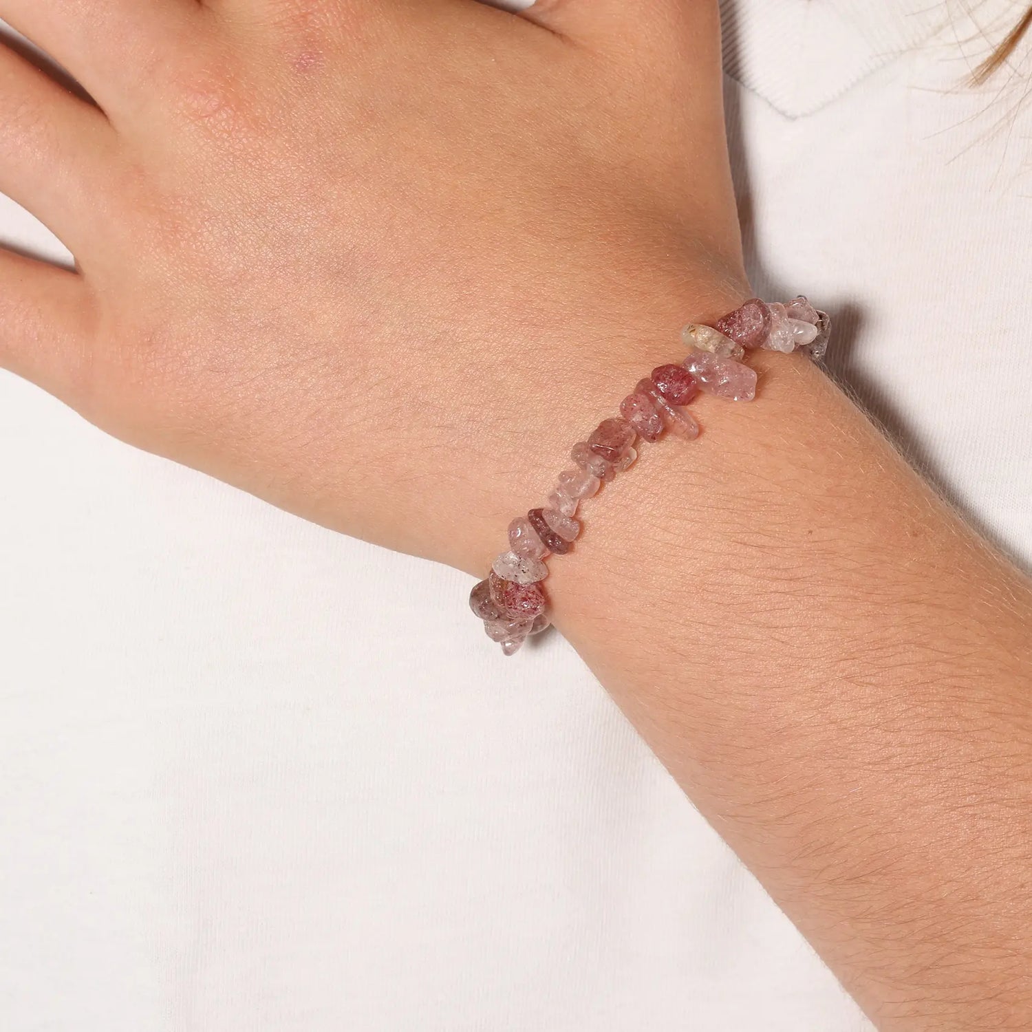 Ce Bracelet chips de Quartz Fraise éblouira petites et grandes filles